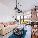 Zabiniec Stylish In Cracow With Balcony By Renters *