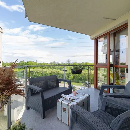 Appartement Zabiniec Stylish In Cracow With Balcony By Renters Cracovie