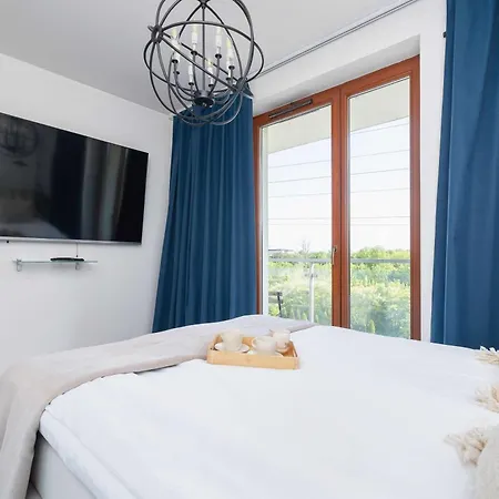 Zabiniec Stylish In Cracow With Balcony By Renters
