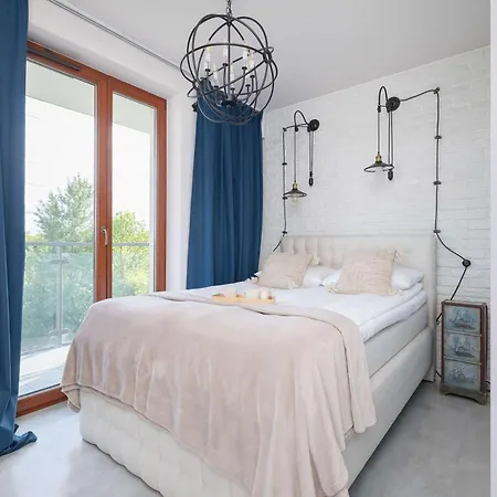 Zabiniec Stylish In Cracow With Balcony By Renters Lägenhet