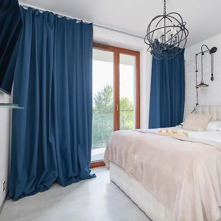 Lägenhet Zabiniec Stylish In Cracow With Balcony By Renters *