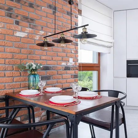 Zabiniec Stylish In Cracow With Balcony By Renters Kraków