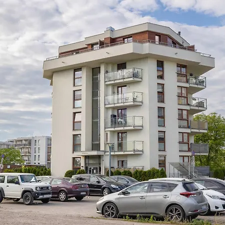 Zabiniec Stylish In Cracow With Balcony By Renters